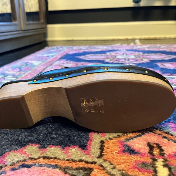 J. Crew Clogs~NWOT~perfect condition - Picture 7 of 8